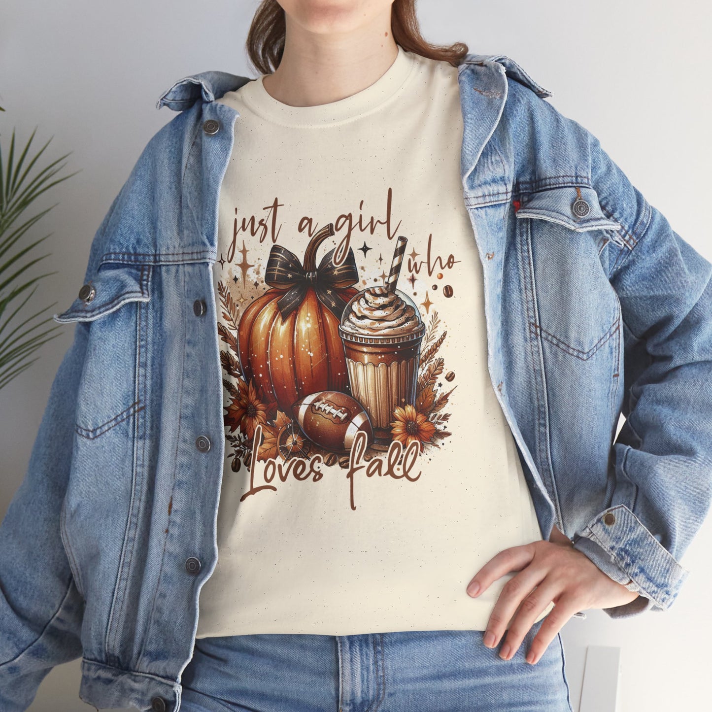 Heavy Cotton ''JUST A GIRL WHO LOVES FALL '' Tee